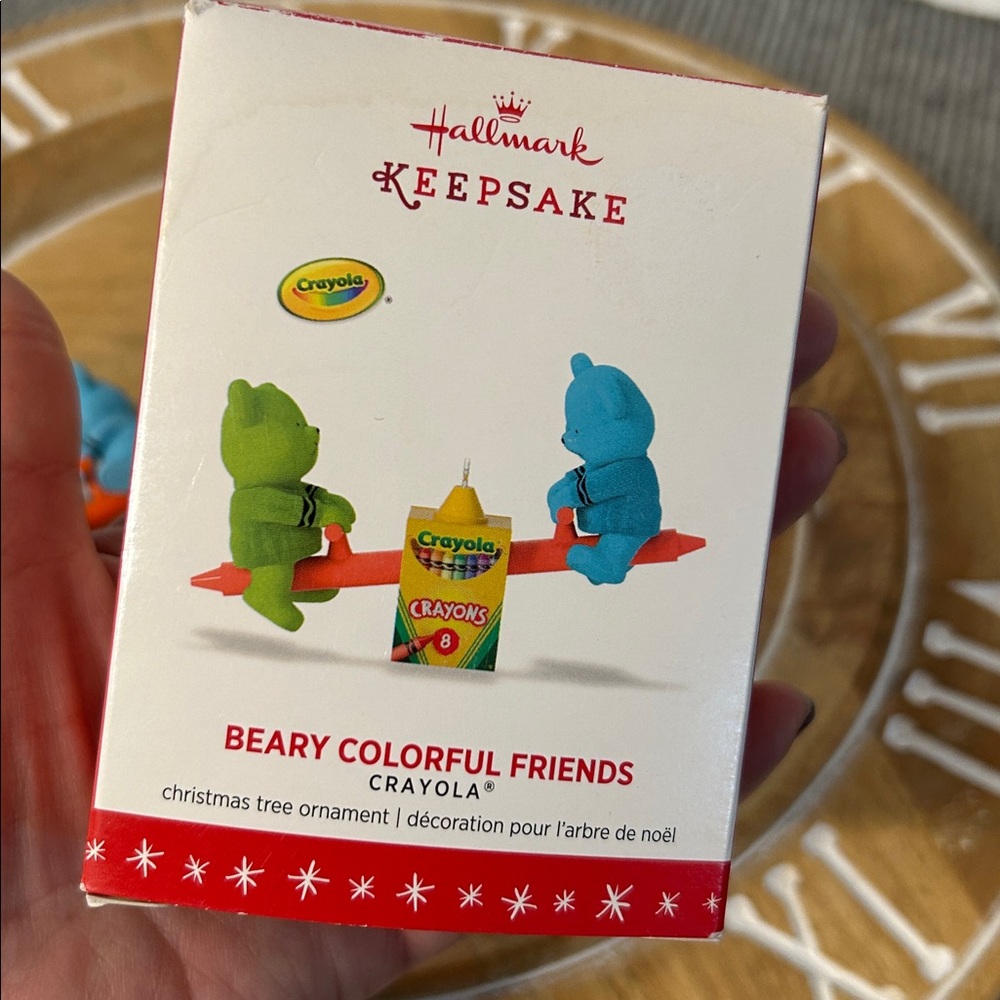 Hallmark Crayola Beary Colorful Friends Christmas tree Ornament 2016 - Picture 6 of 10